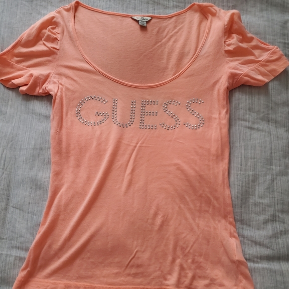Guess peach shirt - Picture 4 of 4